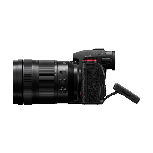 Panasonic-S1RII-24-105mm-Kit-06