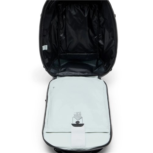 Peak-Design-18L-Zip-Black-Outdoor-Backpack-03