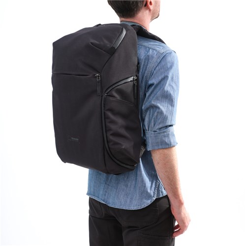Shimoda-Urban-Explore-30-Anthracite-Backpack06