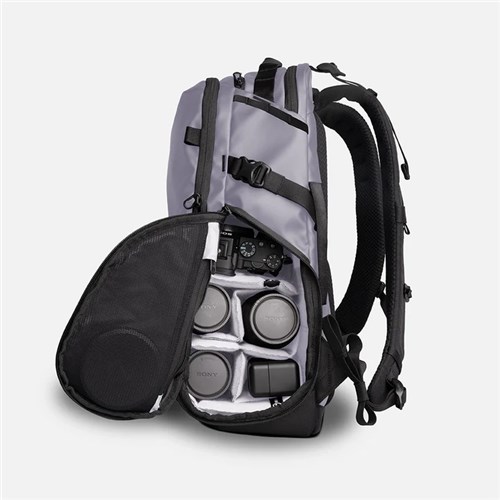 Wandrd-Stratus-Photo-18-Uyuni-Purple-Backpack-05