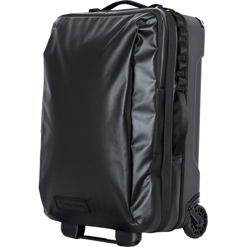 Wandrd-Transit-Carry-On-Roller-Black-Essential-Plus-Bundle03