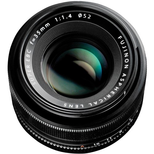 fuji-35mm-f1.4r-1