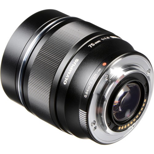oly-75mmblack-3