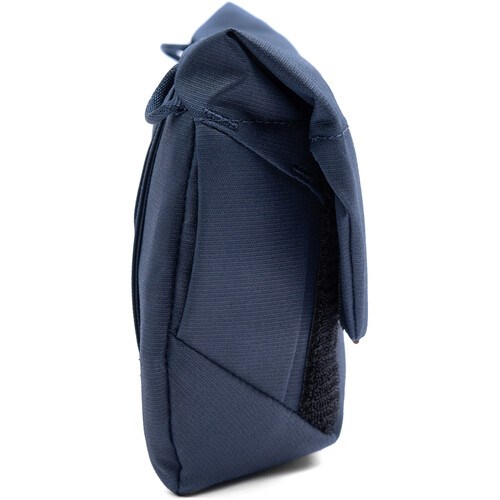 peak-field-blue-5