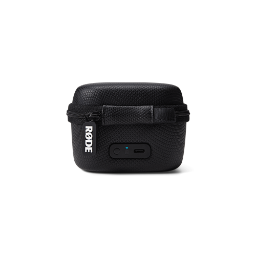 rode-charge-case-plus-button-LED-USB-8192x5464-rgb-2000x2000-724898e